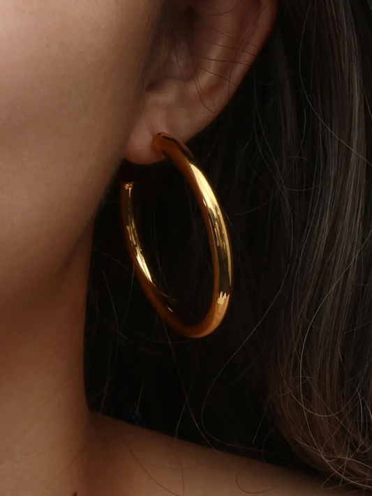 Tina Medium Hoops