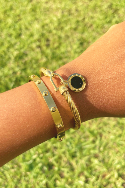 Roman Bangle