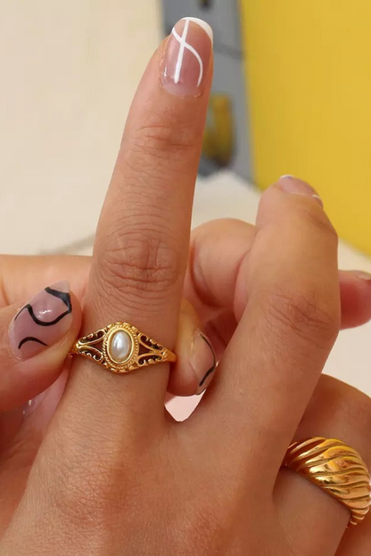 Pearla Ring