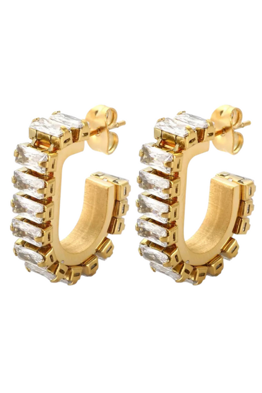 Robyn Drop Earrings: Gold